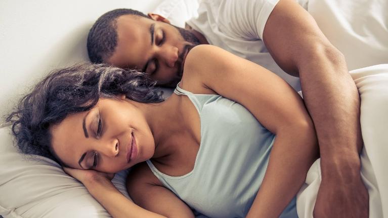 sleep apnea treatment arvada | couple sleeping in bed